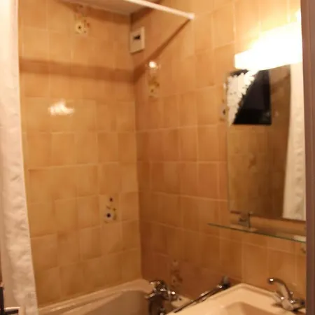 Apartment Serac - Location: Pour 4 Personnes Dans Le De La Station Mae-9079 *