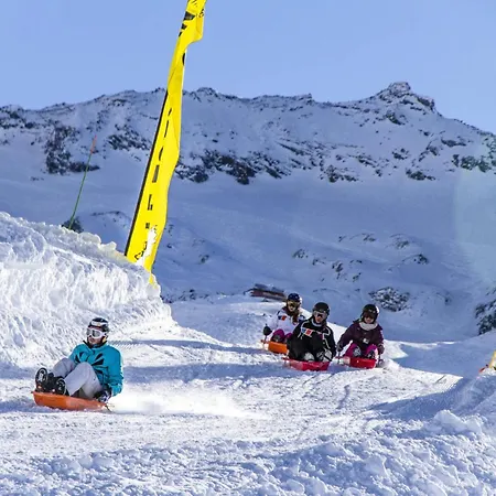 Serac - Location: Pour 4 Personnes Dans Le De La Station Mae-9079 * Val Thorens